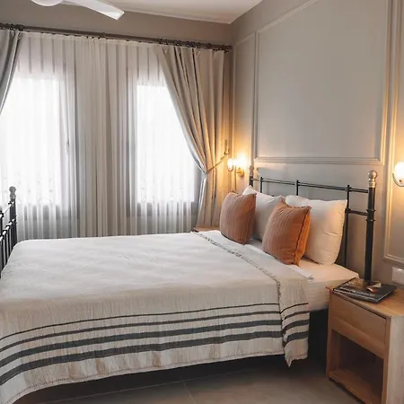 Kapya Cunda Hotel Ayvalı